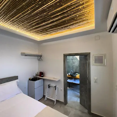Avalon Luxury Suites Ermoupoli Exterior photo
